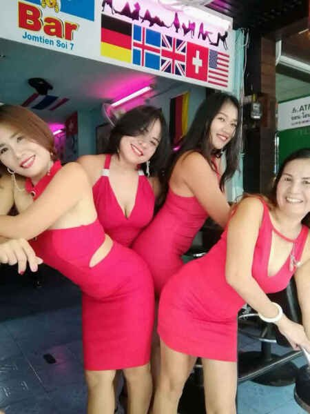 Jomtien Beach Girls