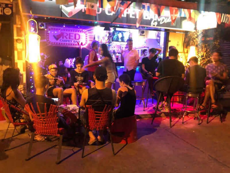 Red Carpet Bar Jomtien Beach 🍺 Jomtien Beach Nightlife