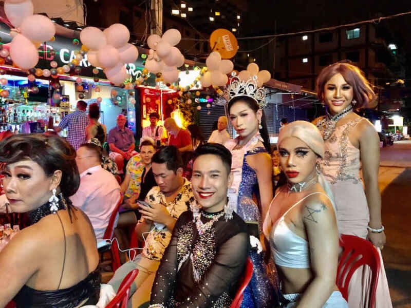 Red Carpet Bar Jomtien Beach 🍺 Jomtien Beach Nightlife